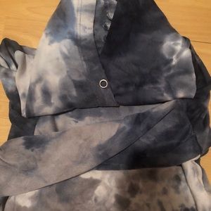 cropped hoodie